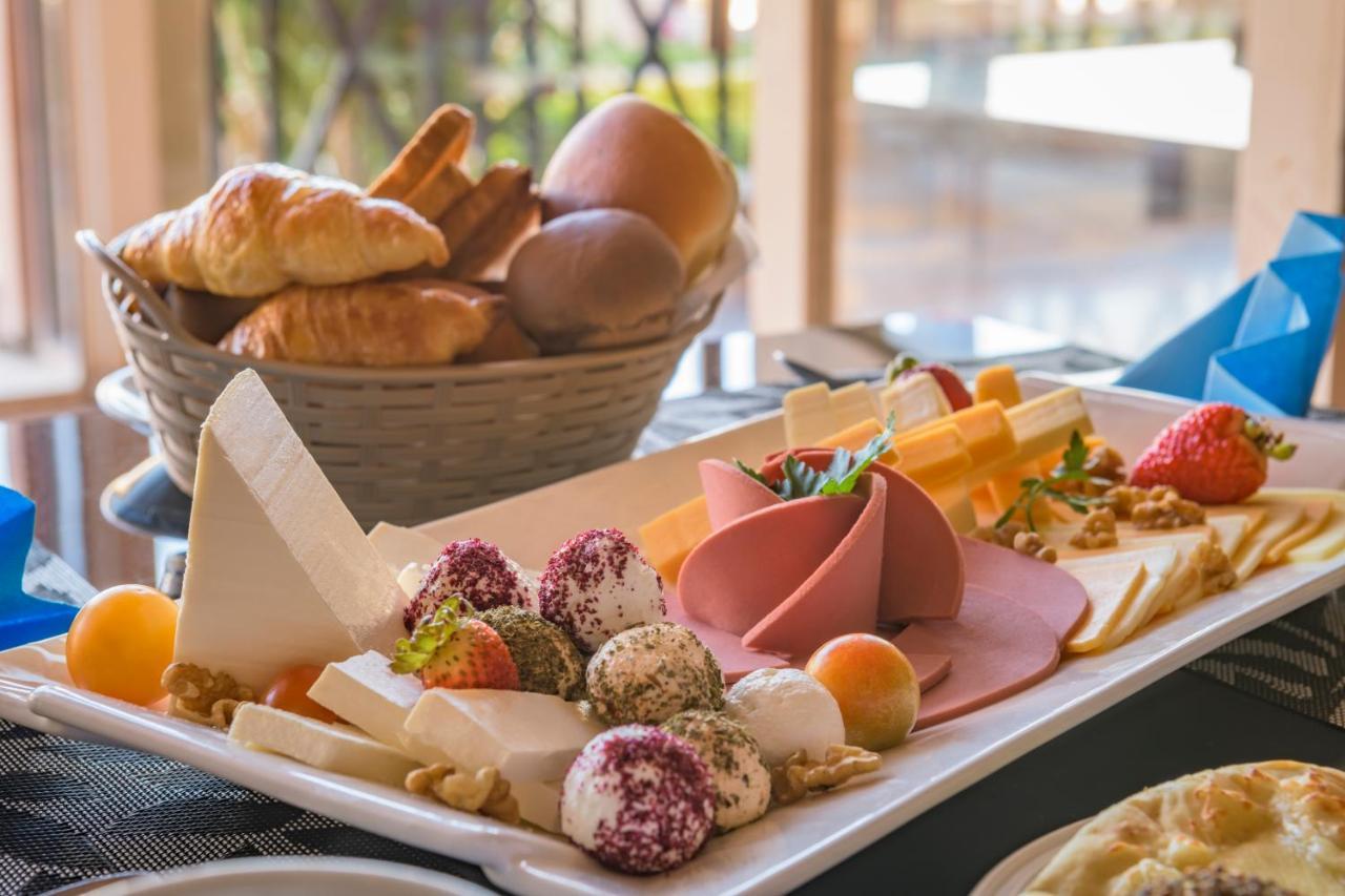Marina Plaza Tala Bay Hotel 4*