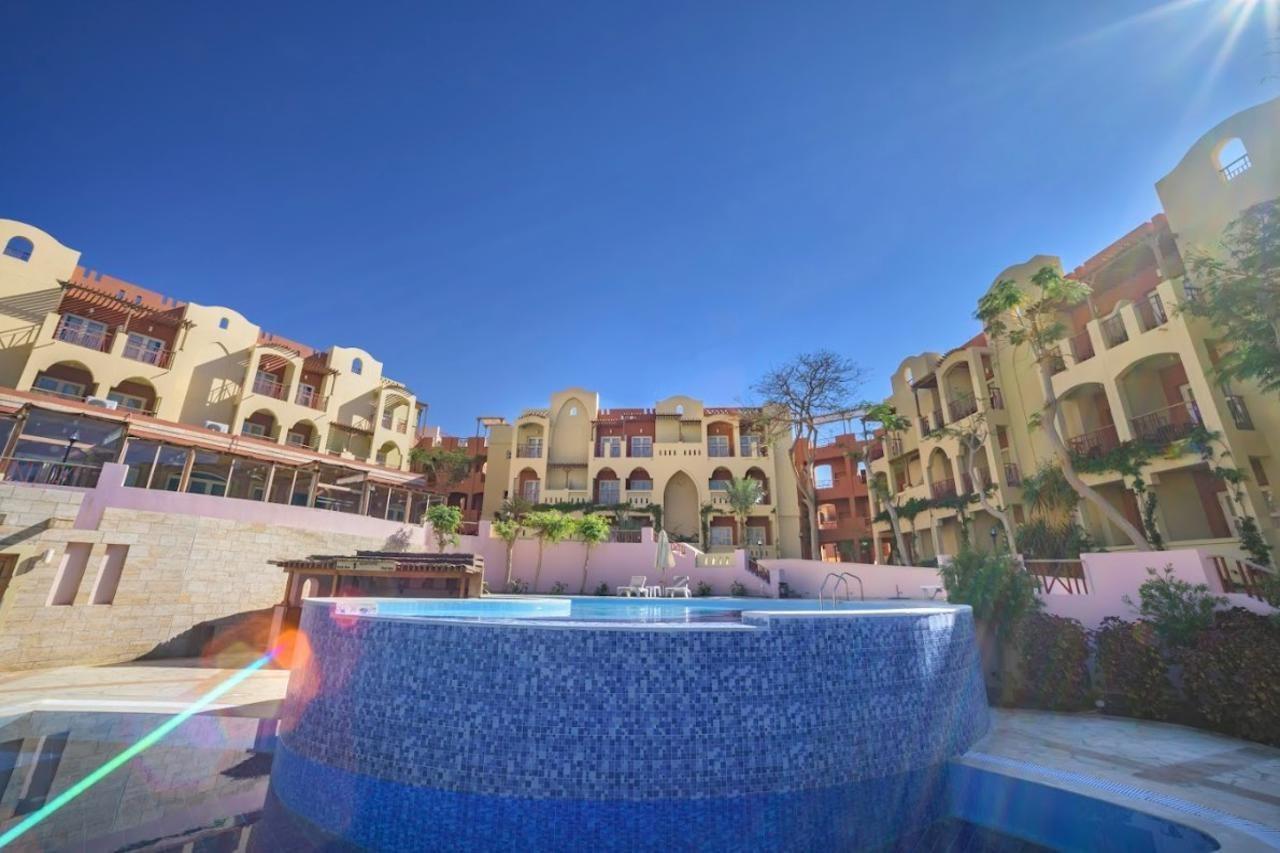 Hotel Marina Plaza Tala Bay 4*